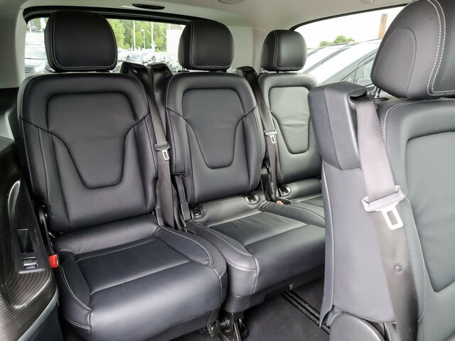 MERCEDES-BENZ V 300 Avantgarde,Extralang,2xSchiebetür el.,AHK - Kisbusz: 4 kép. MERCEDES-BENZ V 300 Avantgarde,Extralang,2xSchiebetür el.,AHK - Kisbusz: 4 kép.