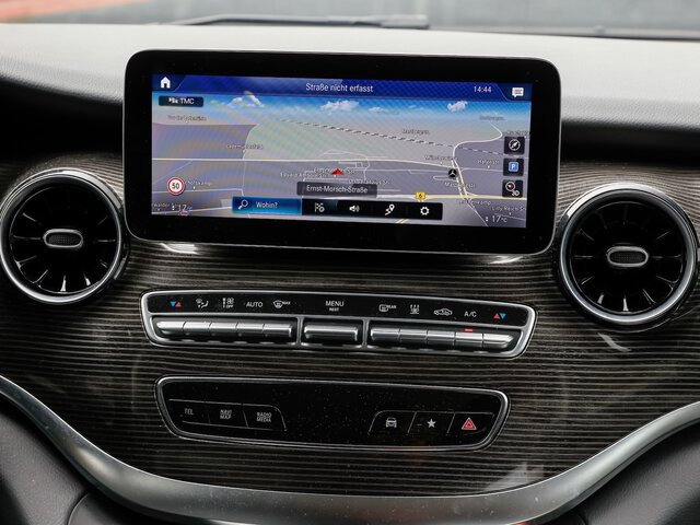 MERCEDES-BENZ V 300 Avantgarde,Extralang,2xSchiebetür el.,AHK... - Minibusz, Kisbusz: 5 kép. MERCEDES-BENZ V 300 Avantgarde,Extralang,2xSchiebetür el.,AHK... - Minibusz, Kisbusz: 5 kép.