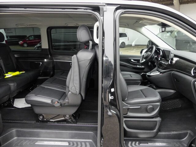 Kisbusz MERCEDES-BENZ V 300 Avantgarde,Extralang,2xSchiebetür el.,AHK: 21 kép.