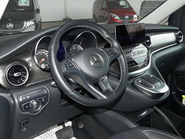 MERCEDES-BENZ V 300 Avantgarde,Extralang,2xSchiebetür el.,AHK - Kisbusz: 4 kép. MERCEDES-BENZ V 300 Avantgarde,Extralang,2xSchiebetür el.,AHK - Kisbusz: 4 kép.