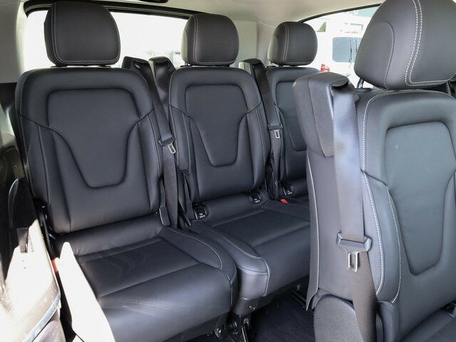 MERCEDES-BENZ V 300 Avantgarde,Extralang,2xSchiebetür el.,AHK - Kisbusz: 4 kép. MERCEDES-BENZ V 300 Avantgarde,Extralang,2xSchiebetür el.,AHK - Kisbusz: 4 kép.
