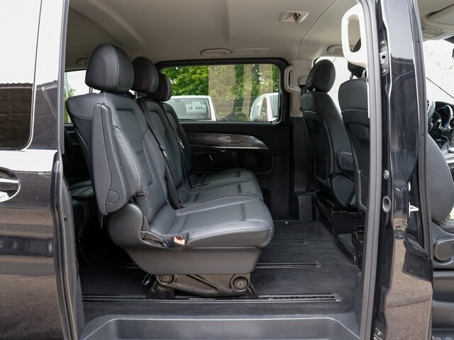 MERCEDES-BENZ V 300 Avantgarde,Extralang,2xSchiebetür el.,AHK... - Kisbusz: 3 kép. MERCEDES-BENZ V 300 Avantgarde,Extralang,2xSchiebetür el.,AHK... - Kisbusz: 3 kép.