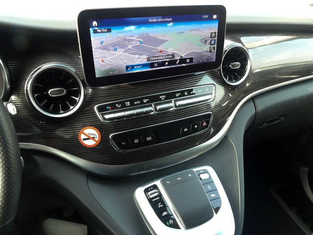 MERCEDES-BENZ V 300 Avantgarde Extralang,2xSchiebetür el.,AHK... - Kisbusz: 5 kép. MERCEDES-BENZ V 300 Avantgarde Extralang,2xSchiebetür el.,AHK... - Kisbusz: 5 kép.