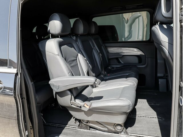 MERCEDES-BENZ V 300 Avantgarde Extralang,2xSchiebetür elektr. - Kisbusz: 4 kép. MERCEDES-BENZ V 300 Avantgarde Extralang,2xSchiebetür elektr. - Kisbusz: 4 kép.