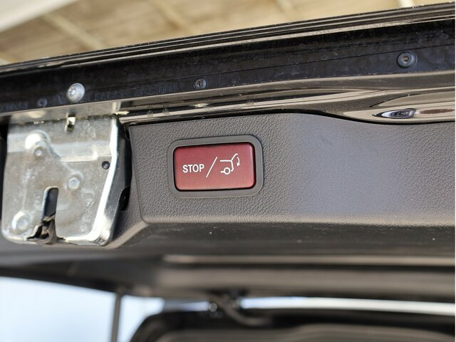 MERCEDES-BENZ V 300 Avantgarde Extralang,2xSchiebetür elektr.... - Kisbusz: 3 kép. MERCEDES-BENZ V 300 Avantgarde Extralang,2xSchiebetür elektr.... - Kisbusz: 3 kép.