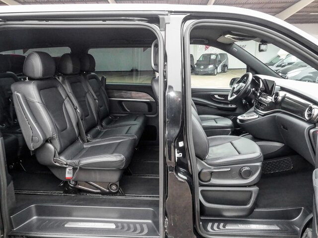 MERCEDES-BENZ V 300 Avantgarde Extralang,2xSchiebetür elektr. - Kisbusz: 2 kép. MERCEDES-BENZ V 300 Avantgarde Extralang,2xSchiebetür elektr. - Kisbusz: 2 kép.