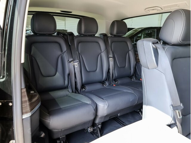 MERCEDES-BENZ V 300 Avantgarde Extralang,2xSchiebetür elektr. - Minibusz, Kisbusz: 4 kép. MERCEDES-BENZ V 300 Avantgarde Extralang,2xSchiebetür elektr. - Minibusz, Kisbusz: 4 kép.