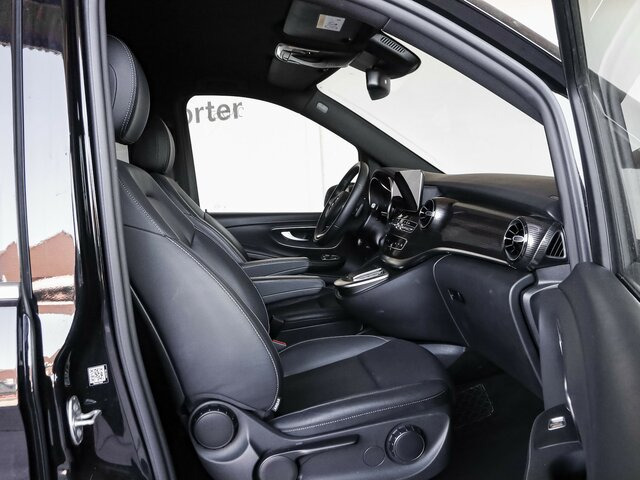 MERCEDES-BENZ V 300 Avantgarde Extralang,2xSchiebetür elektr. - Minibusz, Kisbusz: 3 kép. MERCEDES-BENZ V 300 Avantgarde Extralang,2xSchiebetür elektr. - Minibusz, Kisbusz: 3 kép.