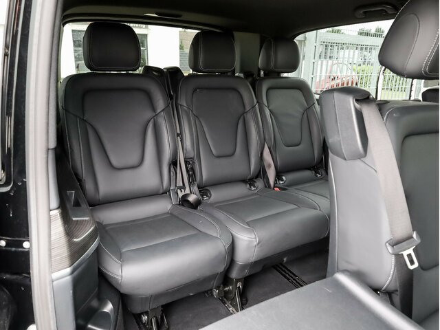 MERCEDES-BENZ V 300 Avantgarde Extralang,Allrad,2Schiebetüren - Minibusz, Kisbusz: 4 kép. MERCEDES-BENZ V 300 Avantgarde Extralang,Allrad,2Schiebetüren - Minibusz, Kisbusz: 4 kép.