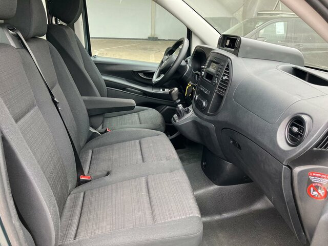 MERCEDES-BENZ Vito 114 Mixto Extralang,Klima,Tempomat,Standhzg... - Kisbusz: 3 kép. MERCEDES-BENZ Vito 114 Mixto Extralang,Klima,Tempomat,Standhzg... - Kisbusz: 3 kép.