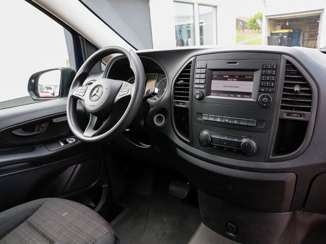 MERCEDES-BENZ Vito 114 TourerPro,Allrad,Automatik,8Sitzer - Minibusz, Kisbusz: 4 kép. MERCEDES-BENZ Vito 114 TourerPro,Allrad,Automatik,8Sitzer - Minibusz, Kisbusz: 4 kép.