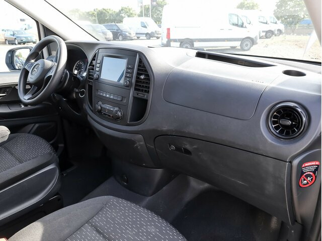 MERCEDES-BENZ Vito 114 TourerPro,Extralang,8Sitzer,Automatik - Minibusz, Kisbusz: 4 kép. MERCEDES-BENZ Vito 114 TourerPro,Extralang,8Sitzer,Automatik - Minibusz, Kisbusz: 4 kép.