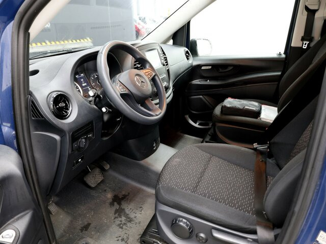 MERCEDES-BENZ Vito 114 TourerPro,Extralang,8Sitzer,Automatik... - Minibusz, Kisbusz: 2 kép. MERCEDES-BENZ Vito 114 TourerPro,Extralang,8Sitzer,Automatik... - Minibusz, Kisbusz: 2 kép.