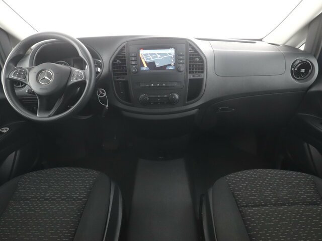 MERCEDES-BENZ Vito 114 TourerPro,Extralang,8Sitzer,Automatik... - Minibusz, Kisbusz: 2 kép. MERCEDES-BENZ Vito 114 TourerPro,Extralang,8Sitzer,Automatik... - Minibusz, Kisbusz: 2 kép.