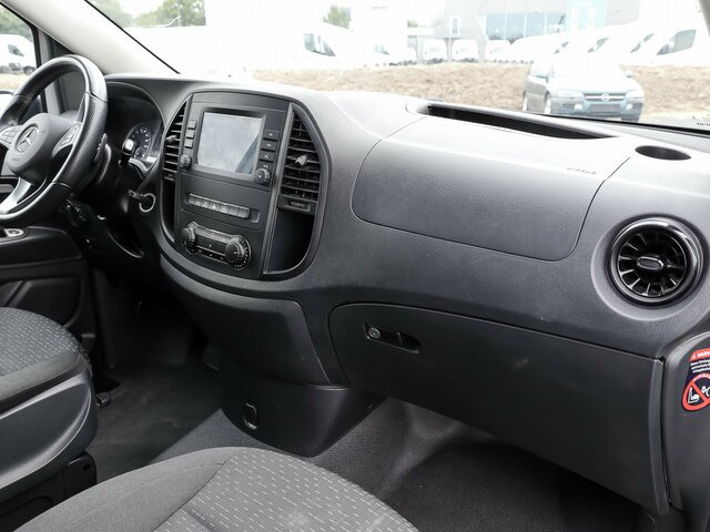 MERCEDES-BENZ Vito 114 TourerPro,Extralang,8Sitzer,Automatik - Minibusz, Kisbusz: 4 kép. MERCEDES-BENZ Vito 114 TourerPro,Extralang,8Sitzer,Automatik - Minibusz, Kisbusz: 4 kép.