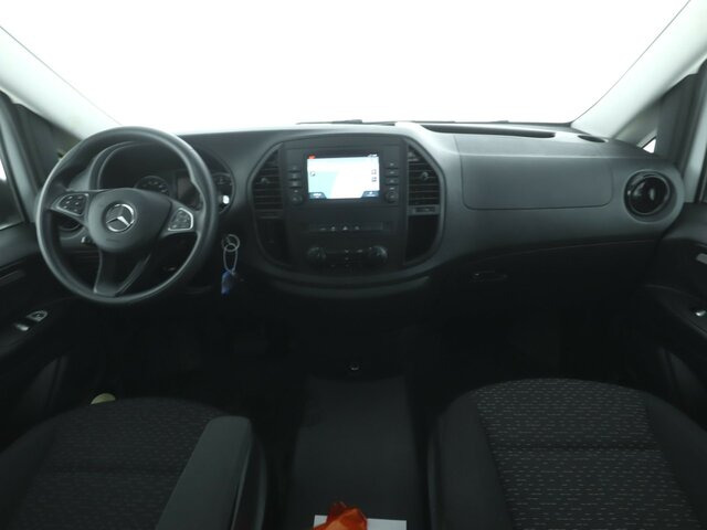 MERCEDES-BENZ Vito 114 TourerPro,Extralang,8Sitzer,Automatik... - Minibusz, Kisbusz: 2 kép. MERCEDES-BENZ Vito 114 TourerPro,Extralang,8Sitzer,Automatik... - Minibusz, Kisbusz: 2 kép.