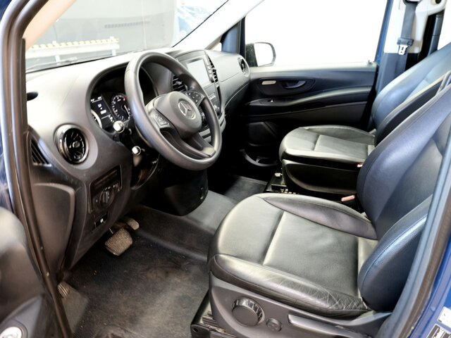 MERCEDES-BENZ Vito 114 TourerPro,Extralang,8Sitzer,Automatik... - Minibusz, Kisbusz: 2 kép. MERCEDES-BENZ Vito 114 TourerPro,Extralang,8Sitzer,Automatik... - Minibusz, Kisbusz: 2 kép.