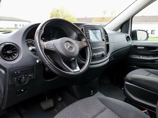 MERCEDES-BENZ Vito 114 TourerPro,Extralang,AMF Rollstuhlrampe... - Kisbusz: 5 kép. MERCEDES-BENZ Vito 114 TourerPro,Extralang,AMF Rollstuhlrampe... - Kisbusz: 5 kép.