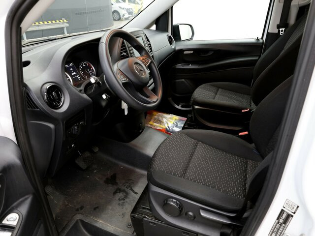 MERCEDES-BENZ Vito 114 TourerPro,lang,Automatik,8Sitze,Kamera... - Minibusz, Kisbusz: 2 kép. MERCEDES-BENZ Vito 114 TourerPro,lang,Automatik,8Sitze,Kamera... - Minibusz, Kisbusz: 2 kép.