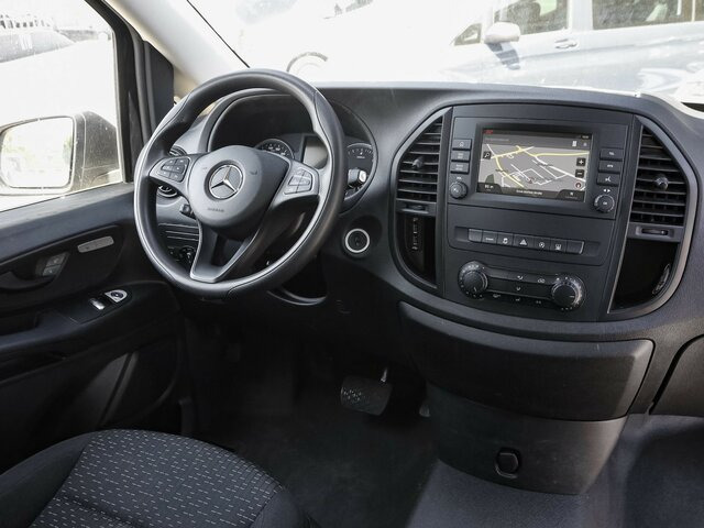 MERCEDES-BENZ Vito 114 TourerPro,lang,Automatik,8Sitze,Kamera - Minibusz, Kisbusz: 5 kép. MERCEDES-BENZ Vito 114 TourerPro,lang,Automatik,8Sitze,Kamera - Minibusz, Kisbusz: 5 kép.