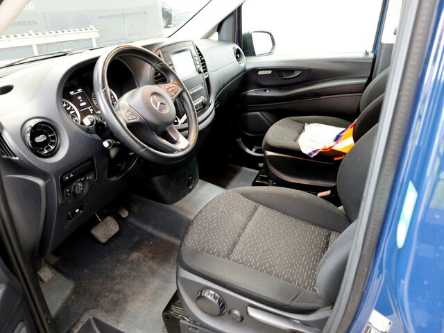 MERCEDES-BENZ Vito 114 TourerPro,lang,Automatik,8Sitze,Kamera... - Minibusz, Kisbusz: 2 kép. MERCEDES-BENZ Vito 114 TourerPro,lang,Automatik,8Sitze,Kamera... - Minibusz, Kisbusz: 2 kép.