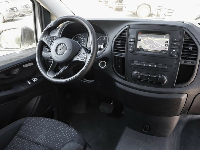 MERCEDES-BENZ Vito 114 TourerPro,lang,Automatik,8Sitze,Kamera - Minibusz, Kisbusz: 5 kép. MERCEDES-BENZ Vito 114 TourerPro,lang,Automatik,8Sitze,Kamera - Minibusz, Kisbusz: 5 kép.