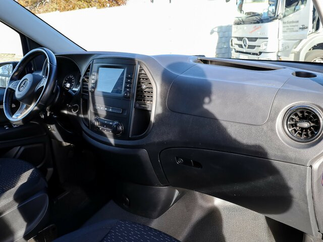 MERCEDES-BENZ Vito 114 TourerPro,lang,Automatik,8Sitze,Kamera... - Minibusz, Kisbusz: 4 kép. MERCEDES-BENZ Vito 114 TourerPro,lang,Automatik,8Sitze,Kamera... - Minibusz, Kisbusz: 4 kép.