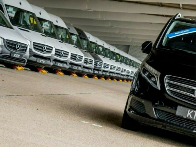 Kisbusz MERCEDES-BENZ Vito 116CDI lang,TourerPro,2xKlima,9Sitze,Kamera: 13 kép.