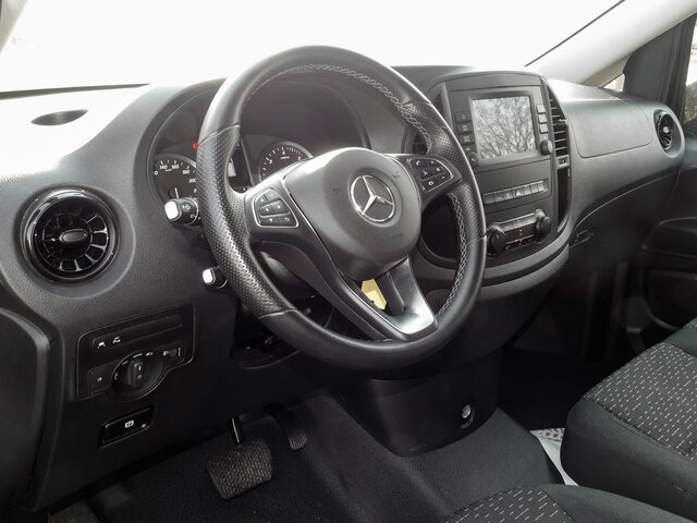 MERCEDES-BENZ Vito 116TourerPro ,Extralang,2xKlima,Kamera,AHK - Minibusz, Kisbusz: 4 kép. MERCEDES-BENZ Vito 116TourerPro ,Extralang,2xKlima,Kamera,AHK - Minibusz, Kisbusz: 4 kép.