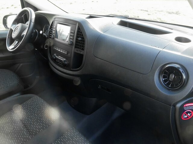 MERCEDES-BENZ Vito 116TourerPro ,Extralang,2xKlima,Kamera,AHK - Minibusz, Kisbusz: 3 kép. MERCEDES-BENZ Vito 116TourerPro ,Extralang,2xKlima,Kamera,AHK - Minibusz, Kisbusz: 3 kép.