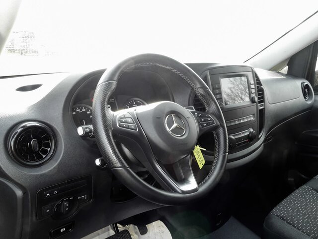 MERCEDES-BENZ Vito 116TourerPro ,Extralang,2xKlima,Kamera,AHK - Minibusz, Kisbusz: 5 kép. MERCEDES-BENZ Vito 116TourerPro ,Extralang,2xKlima,Kamera,AHK - Minibusz, Kisbusz: 5 kép.
