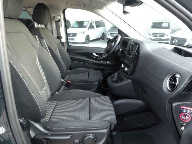 MERCEDES-BENZ Vito Marco Polo Activity Edition,AHK,Markise - Kempingautó: 3 kép. MERCEDES-BENZ Vito Marco Polo Activity Edition,AHK,Markise - Kempingautó: 3 kép.