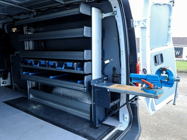 MERCEDES-BENZ Vito114CDI KA Extralang ,Klima,Sortimo,AHK... - Kis furgon: 2 kép. MERCEDES-BENZ Vito114CDI KA Extralang ,Klima,Sortimo,AHK... - Kis furgon: 2 kép.