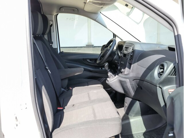 MERCEDES-BENZ Vito114CDI KA Extralang ,Klima,SortimoRegal - Kis furgon: 5 kép. MERCEDES-BENZ Vito114CDI KA Extralang ,Klima,SortimoRegal - Kis furgon: 5 kép.