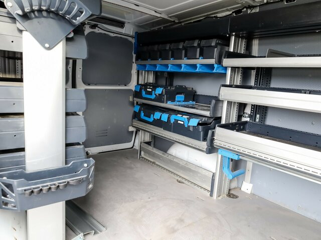 MERCEDES-BENZ Vito114CDI KA lang ,Klima,Sortimo Regalsystem... - Kis furgon: 3 kép. MERCEDES-BENZ Vito114CDI KA lang ,Klima,Sortimo Regalsystem... - Kis furgon: 3 kép.