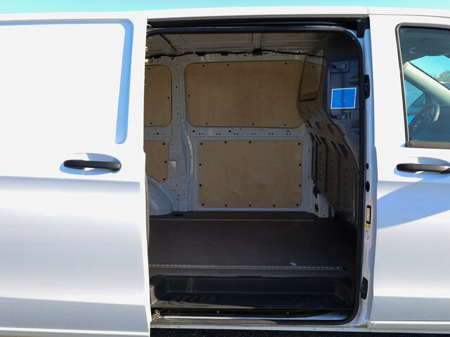 MERCEDES-BENZ Vito116CDI KA lang,Automatik,Klima,Tempomat... - Kis furgon: 2 kép. MERCEDES-BENZ Vito116CDI KA lang,Automatik,Klima,Tempomat... - Kis furgon: 2 kép.