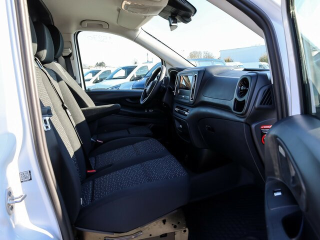 MERCEDES-BENZ Vito116CDI KA lang,Automatik,Klima,Tempomat... - Kis furgon: 3 kép. MERCEDES-BENZ Vito116CDI KA lang,Automatik,Klima,Tempomat... - Kis furgon: 3 kép.