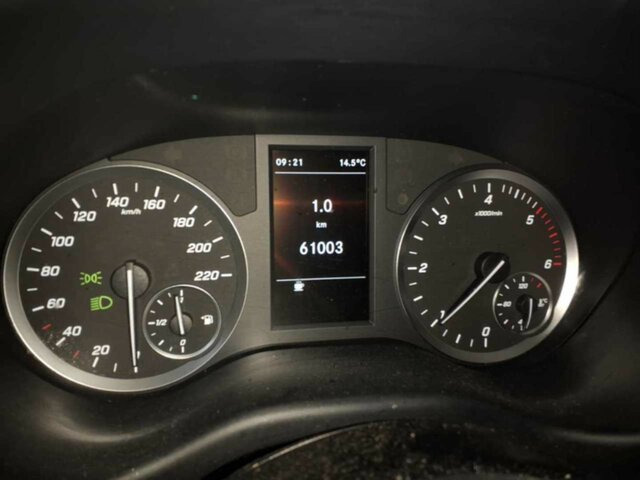 MERCEDES-BENZ Vito116CDI KA lang,Kamera,Klima,Tempomat... - Kis furgon: 5 kép. MERCEDES-BENZ Vito116CDI KA lang,Kamera,Klima,Tempomat... - Kis furgon: 5 kép.