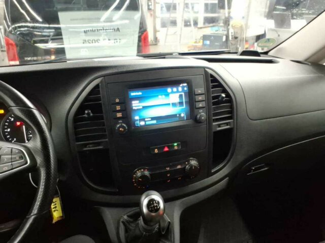 MERCEDES-BENZ Vito116CDI KA lang,Kamera,Klima,Tempomat... - Kis furgon: 3 kép. MERCEDES-BENZ Vito116CDI KA lang,Kamera,Klima,Tempomat... - Kis furgon: 3 kép.