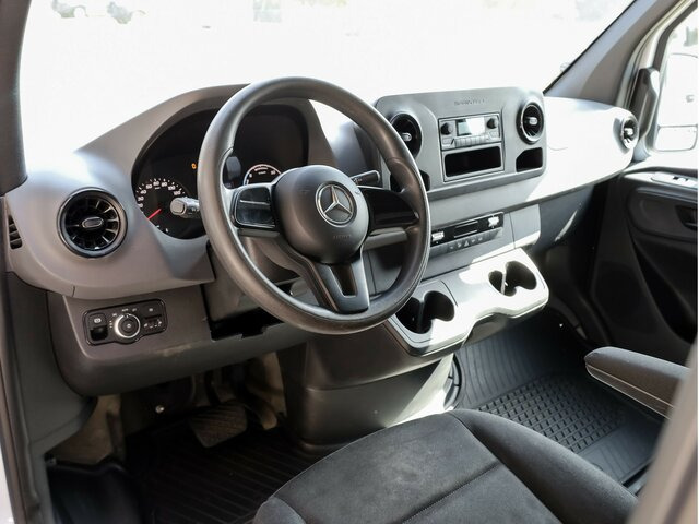 Furgon, Elektromos kisteherautó MERCEDES-BENZ eSprinter 312 Kasten FWD,3.924mm Radstand: 6 kép.