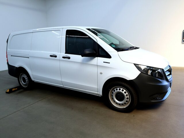 Kis furgon, Elektromos kisteherautó MERCEDES-BENZ eVito 111 KA,lang,Rückfahrkamera,Klima...: 7 kép. Kis furgon, Elektromos kisteherautó MERCEDES-BENZ eVito 111 KA,lang,Rückfahrkamera,Klima...: 7 kép.