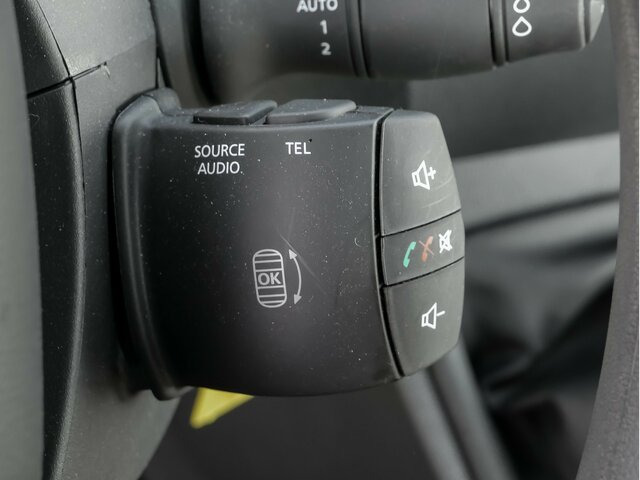 RENAULT Master Pritsche L4,3,5To,4200mm Ladefläche... - Platós kisteherautó: 4 kép. RENAULT Master Pritsche L4,3,5To,4200mm Ladefläche... - Platós kisteherautó: 4 kép.