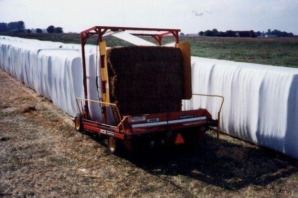 Pomi Kombi-Pack Fabriksny - Bálacsomagoló: 3 kép. Pomi Kombi-Pack Fabriksny - Bálacsomagoló: 3 kép.