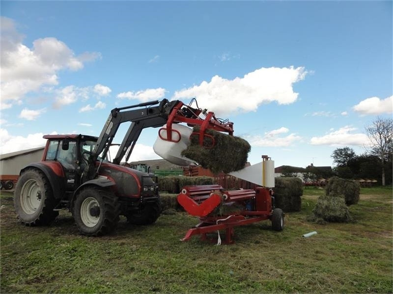 Pomi Wrap 200 - Bálacsomagoló: 5 kép. Pomi Wrap 200 - Bálacsomagoló: 5 kép.