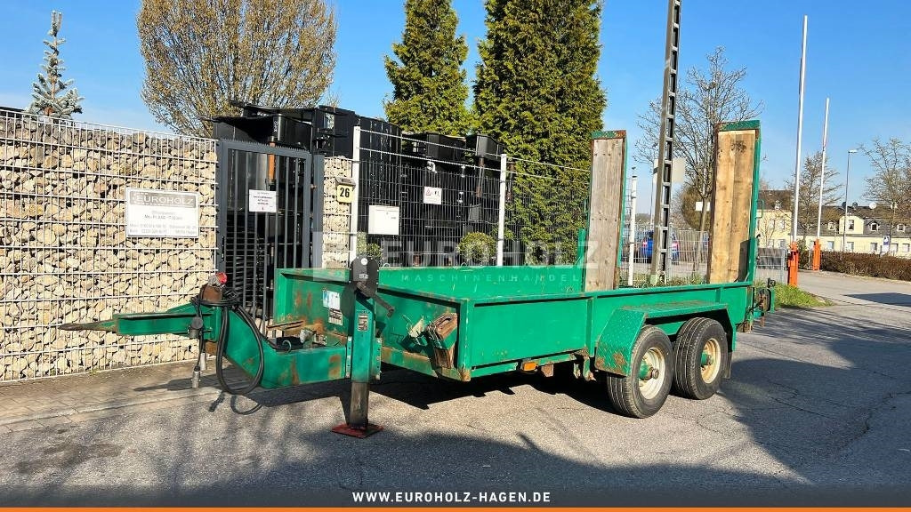 Blomenröhr 2-Achsen Anhänger, Tandem Tieflader für Bagger - Pótkocsi mélybölcsős: 1 kép. Blomenröhr 2-Achsen Anhänger, Tandem Tieflader für Bagger - Pótkocsi mélybölcsős: 1 kép.