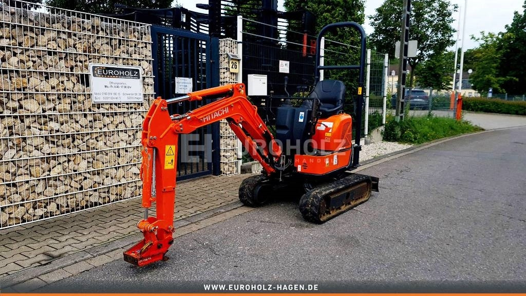 Hitachi ZX 10U-2 - Minikotró: 1 kép. Hitachi ZX 10U-2 - Minikotró: 1 kép.