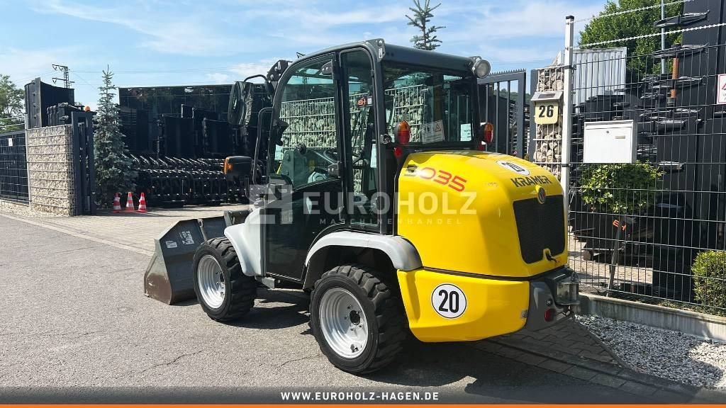 Kramer 5035 Radlader, Allrad (4x4), hyrd. Schnellwechsler - Gumikerekes homlokrakodó: 4 kép. Kramer 5035 Radlader, Allrad (4x4), hyrd. Schnellwechsler - Gumikerekes homlokrakodó: 4 kép.