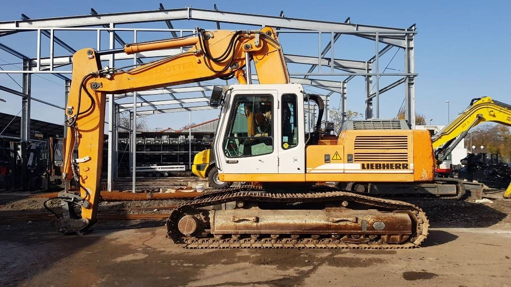 Liebherr Kettenbagger R924B HDSL Litronic, SW48 Likufix - Lánctalpas kotró: 1 kép. Liebherr Kettenbagger R924B HDSL Litronic, SW48 Likufix - Lánctalpas kotró: 1 kép.