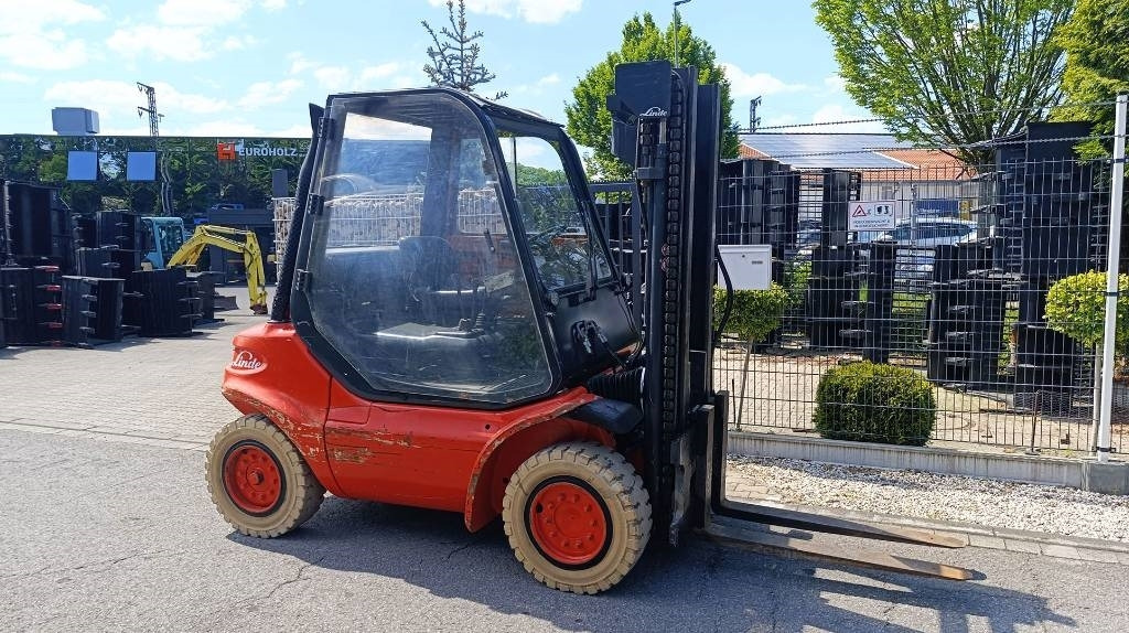 Linde Gabelstapler H 40 D, Duplex, inkl. Palettengabel - Dízel targonca: 2 kép. Linde Gabelstapler H 40 D, Duplex, inkl. Palettengabel - Dízel targonca: 2 kép.