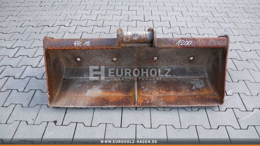 Schaeff Grabenräumlöffel Schaeff HR18 1200 mm gebraucht - Kanál - Építőipari gépek: 1 kép. Schaeff Grabenräumlöffel Schaeff HR18 1200 mm gebraucht - Kanál - Építőipari gépek: 1 kép.